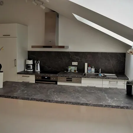 Lamisto Am Waldesrand * Neckartenzlingen