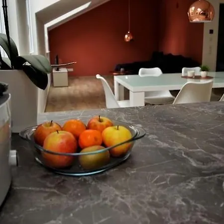 Lamisto Am Waldesrand * Neckartenzlingen