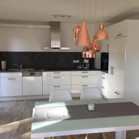 Lamisto Am Waldesrand Appartement *